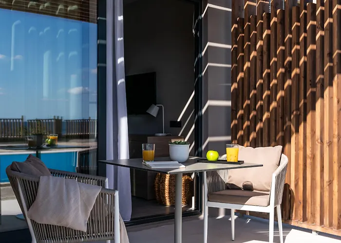 Ella Elissa - Adults Only Kallithéa