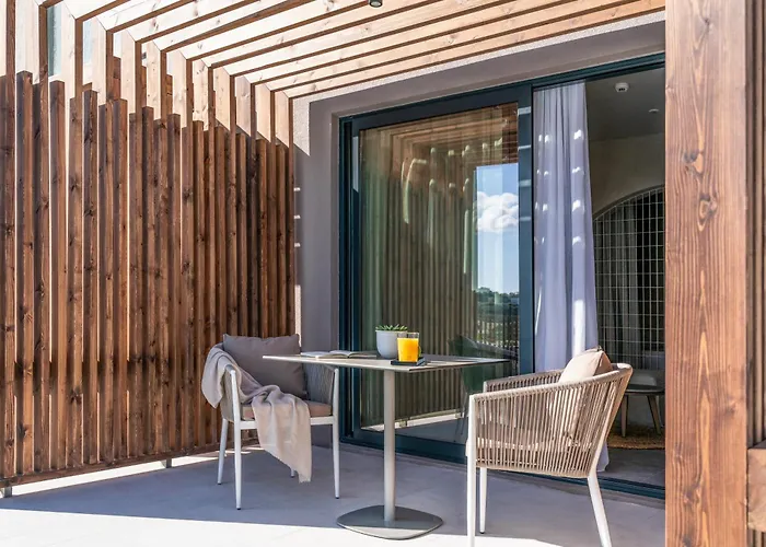 Ella Elissa - Adults Only